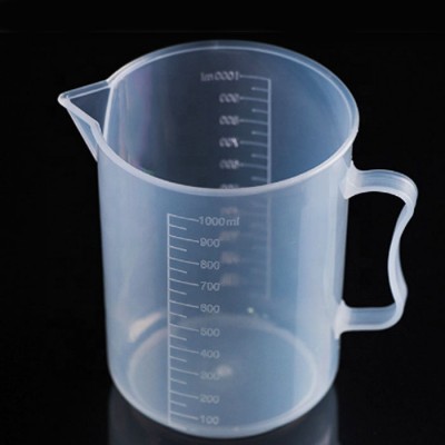 Labs 2000ml PP Plastic Measuring Beaker With Handle