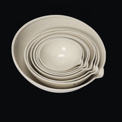 Labs 100ml Porcelain Evaporating Dish With Spout